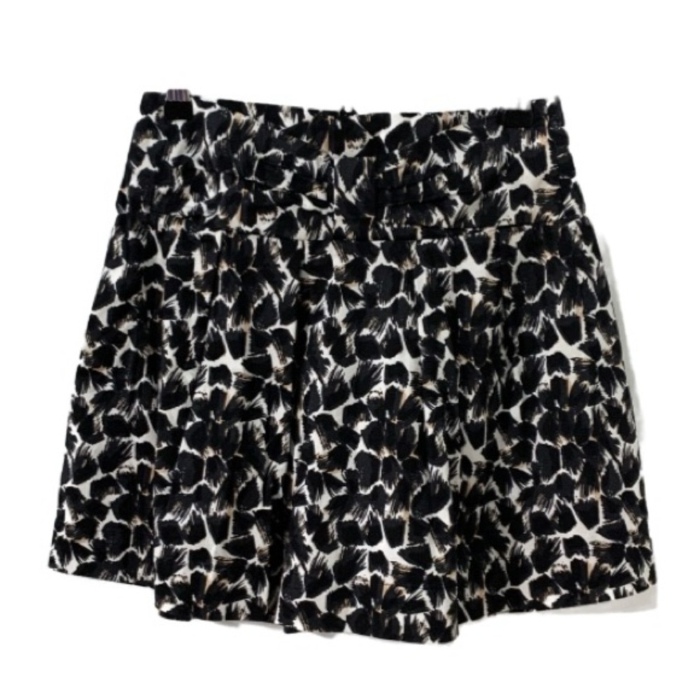 Forever Twenty-One Patterned Mini Skirt Bow Detail Exposed Zipper Pleated ⬛️🟫⬜️